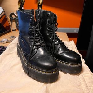 ❌SOLD❌-Dr. Martens Jadon